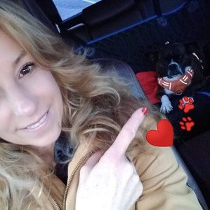 Meet your Posher, Crystal